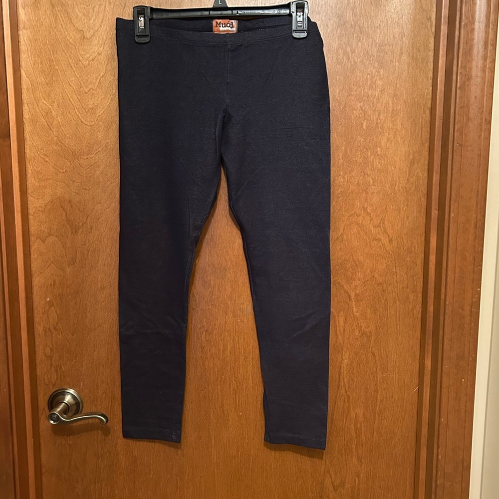 4 pack leggings size L grey (NWT), brown(NWOT), blue(NWOT) black capri leggings - Picture 16 of 16